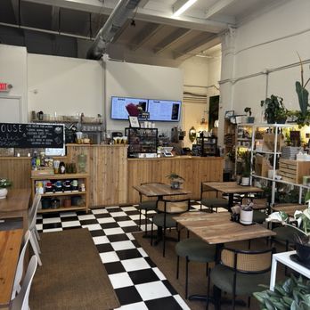 Plants & Coffee - Inside - Cafes Near Me - Easton, Pennsylvania Plants & Coffee - Inside - Cafes Near Me - Easton, Pennsylvania