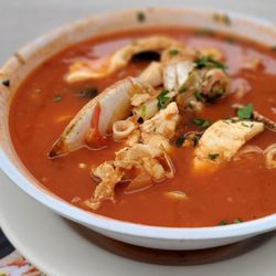 Phil's Fish Market & Eatery - Cioppino In A Bowl