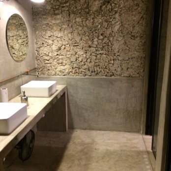 Hermana República - Unisex restroom - Mexican Near Me - Mérida, YUC