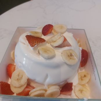 The Screaming Parrots Cafe - Desserts Near Me - Redmond, Washington The Screaming Parrots Cafe - Desserts Near Me - Redmond, Washington