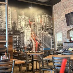 Gusano's Pizza - Seating Area