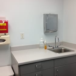 Concentra Medical Centers - Patient room. Waiting for doctor.