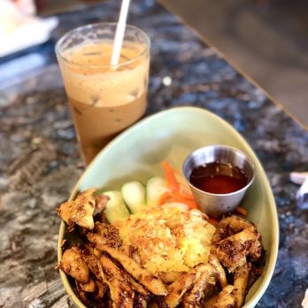 Chao - Lemongrass Chicken Rice - Asian Fusion Near Me - Honolulu, Hawaii