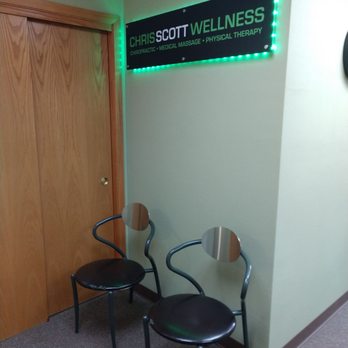 Chris Scott, BS, CSCS, LMT - Waiting area - Physical Therapy Near Me - Loves Park, Illinois Chris Scott, BS, CSCS, LMT - Waiting area - Physical Therapy Near Me - Loves Park, Illinois
