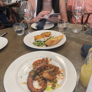 A'Bouzy - Peaches + burrata and octopus - Champagne Bars Near Me - Houston, Texas A'Bouzy - Peaches + burrata and octopus - Champagne Bars Near Me - Houston, Texas