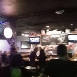 A typical weekend night at Growler's Pub.