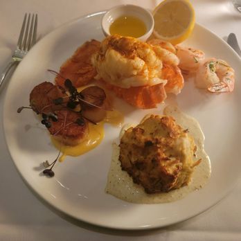 Monterey Bay Fish Grotto - Monterey Best of All - Seafood Near Me - Pittsburgh, Pennsylvania