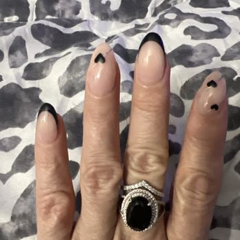 Nail Lounge and Spa - Day Spas Near Me - Hurst, Texas