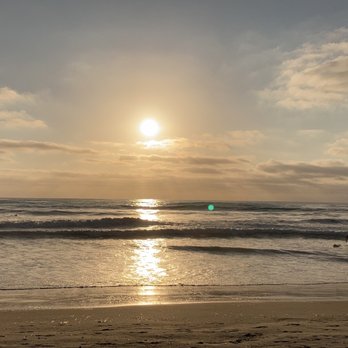 ITH Beach Bungalow Surf Hostel - Hostels Near Me - San Diego, California ITH Beach Bungalow Surf Hostel - Hostels Near Me - San Diego, California