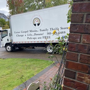 Union Gospel Mission - One of their donation pick up trucks. - Thrift Stores Near Me - Tigard, Oregon