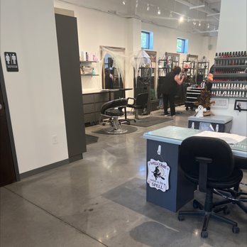 Salon 2000 - Hair Salons Near Me - Birmingham, Alabama Salon 2000 - Hair Salons Near Me - Birmingham, Alabama