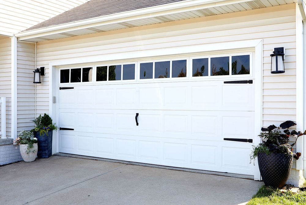 Clazmer's Garage Door Service - Garage Door Contractor in Lake Tomahawk, WI