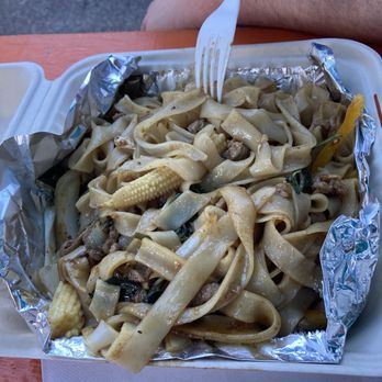 Ae's Thai Kitchen - Drunken noodles - Thai Near Me - Hana, Hawaii