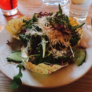 Ffiona's Restaurant - Green Salad with Parmesan - British Near Me - London, XGL Ffiona's Restaurant - Green Salad with Parmesan - British Near Me - London, XGL