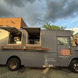 Farmers & Foragers - Food truck