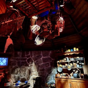 Harry Potter The Exhibition - Hagrid's hut - Museums Near Me - Dallas, Texas