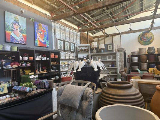 Fabrica la Aurora by null