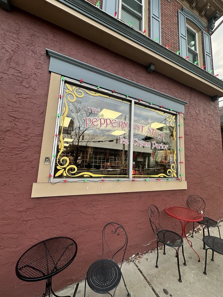 The Peppermint Stick Candy Store Logo