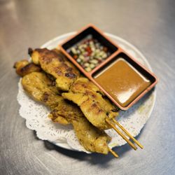 Ruuthai's Kitchen - Chicken satay