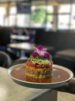 Emporio Sushi & Mariscos by null