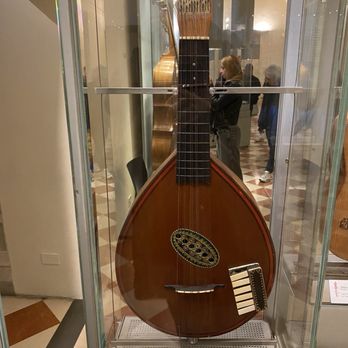 Accademia di Belle Arti - A lute from the Medici household - Colleges & Universities Near Me - Florence, FI Accademia di Belle Arti - A lute from the Medici household - Colleges & Universities Near Me - Florence, FI