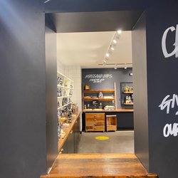 LUSH Fresh Handmade Cosmetics