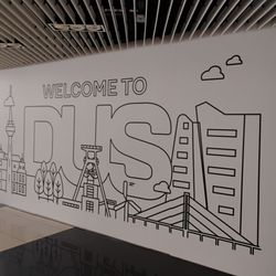 Bistrot Düsseldorf Airport - Welcome signage
