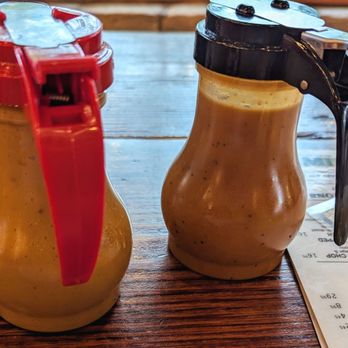 The Salt Lick BBQ - Regular BBQ Sauce and Habanero BBQ Sauce - Barbeque Near Me - Driftwood, Texas