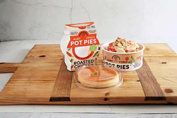 Aunt Ethel's Pot Pies by null
