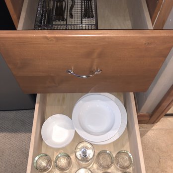 Lion Square Lodge at the Gondola - Glassware and utensils - Hotels Near Me - Vail, Colorado Lion Square Lodge at the Gondola - Glassware and utensils - Hotels Near Me - Vail, Colorado