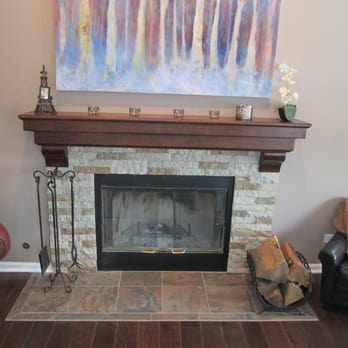 Honea Construction - a fireplace in a living room - General Contractors Near Me - St Charles, Illinois Honea Construction - a fireplace in a living room - General Contractors Near Me - St Charles, Illinois