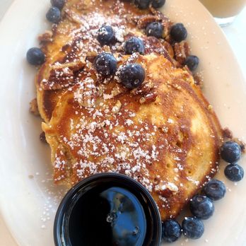 Briarpatch Restaurant - Excellent blueberry Pancake - American Near Me - Winter Park, Florida