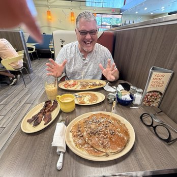 Snooze, an A.M. Eatery - Breakfast & Brunch Near Me - Huntington Beach, California Snooze, an A.M. Eatery - Breakfast & Brunch Near Me - Huntington Beach, California