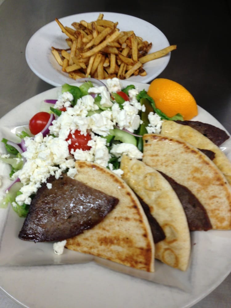 VARIETY’S RESTAURANT Updated June 2024 18 Reviews 2843 Lincoln