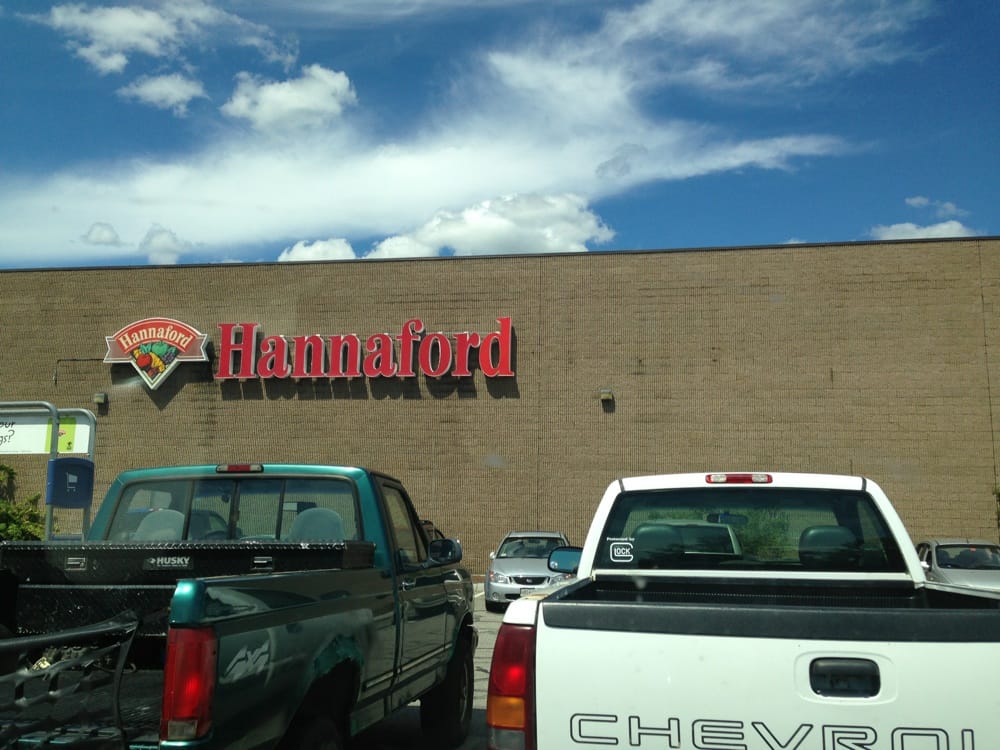 HANNAFORD SUPER STORE Updated October 2024 481 West St, Keene, New