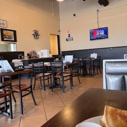 Stateside Deli & Restaurant - General seating. Nice booths.