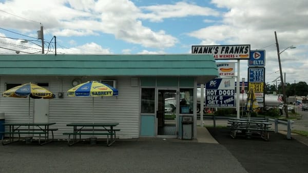 Hank's Franks by null