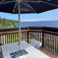 Fudge's Restaurant & Motel - Outdoor dining and view.