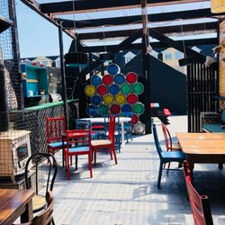 Montgomery's Whiskey Bar - Beer Garden