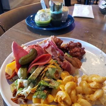 Budweiser Brickhouse Tavern - Sports Bars Near Me - Chicago, Illinois