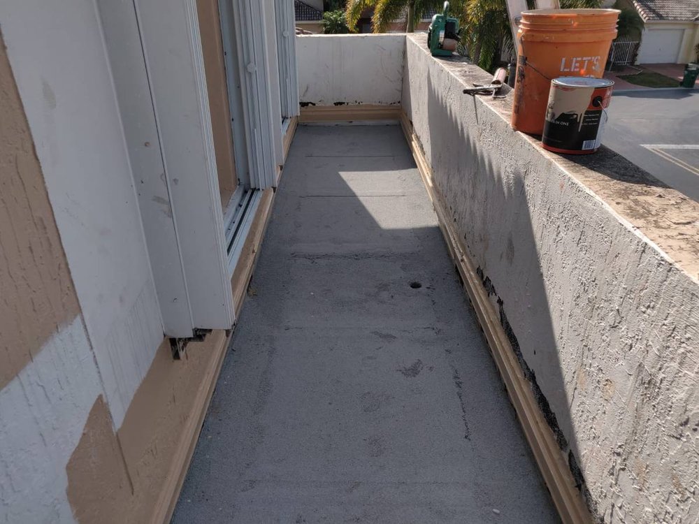 Slide of Roofing Clan