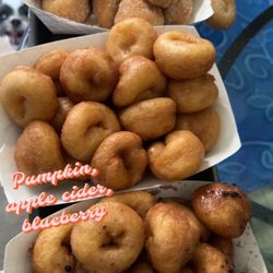 Blueberry drizzle, apple cider, pumpkin