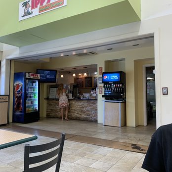 Queens MarketPlace - Shopping Centers Near Me - Waikoloa, Hawaii