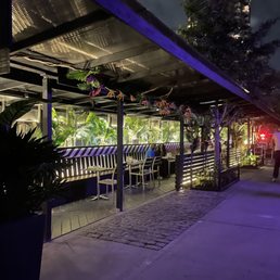 BLEND ON THE WATER - Updated August 2025 - 5698 Photos & 4018 Reviews