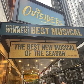 Bernard B. Jacobs Theatre - Performing Arts Near Me - New York, New York