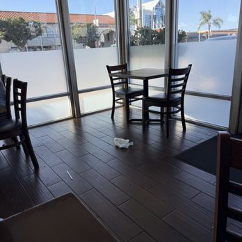8th Haus Cafe - Trash on floor - Breakfast & Brunch Near Me - Anaheim, California 8th Haus Cafe - Trash on floor - Breakfast & Brunch Near Me - Anaheim, California