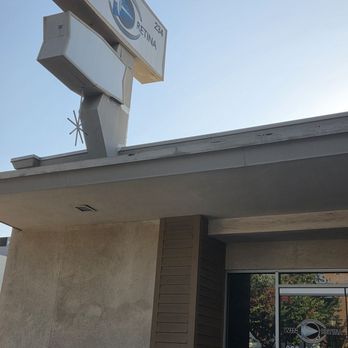 Peter Ho Win, MD - Outside building of Win Retina office at 234 S. First Ave Ste 101 Arcadia - Ophthalmologists Near Me - Arcadia, California Peter Ho Win, MD - Outside building of Win Retina office at 234 S. First Ave Ste 101 Arcadia - Ophthalmologists Near Me - Arcadia, California