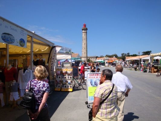 Phare des Baleines by null