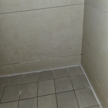 Costa Hollywood Beach Hotel - Disgusting shower floor - Resorts Near Me - Hollywood, Florida Costa Hollywood Beach Hotel - Disgusting shower floor - Resorts Near Me - Hollywood, Florida