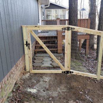 Holmes Fence Company - Fences & Gates Near Me
